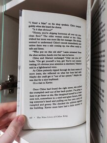 Young Adult v angličtině a francouzštině - 2