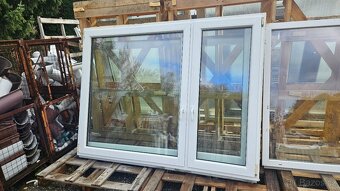 Okno PVC - 2070x1550 mm - STARŠÍ - 2 KS - 2