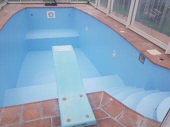 Nástřik sklolaminátu. - 2