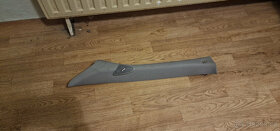 Obložení A sloupku - Cadillac SRX - 2