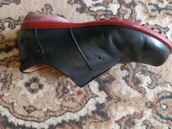 Pánské kvalitní kožené boty 42-43 - 2