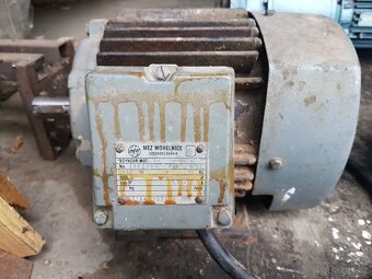 Elektromotory MEZ - 2