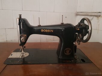 Šicí stroj - 2