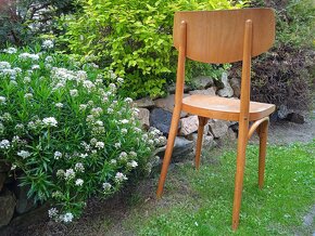 Stará židle - 2