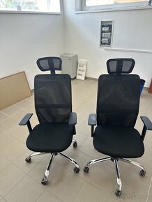 Kolečkové kancelářské židle - 2