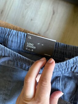Nové pánské jogger kalhoty vel. L - 2