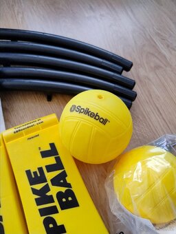 Spikeball hra - 2