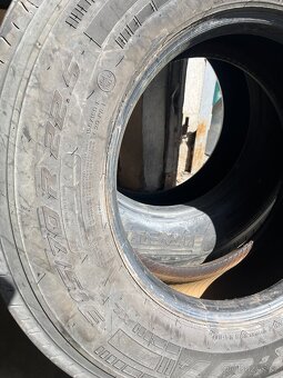 VODÍCÍ pneu PIRELLI 315/70R22.5 315 70 22.5 R22.5 - 2