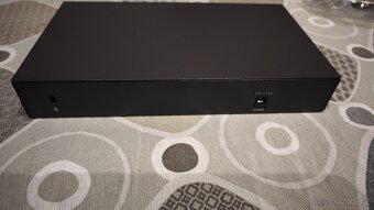 TP-Link TL-SG108-M2 8-Portový 2,5G Desktop Switch - 2