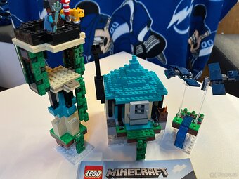 Lego Minecraft 21173 - 2