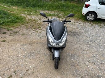 Honda PCX 125, r.v. 2016, prodám/pronajmu - 2