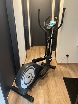 Crossový trenažér FORMERFIT VG45 (orbitrek) - 2