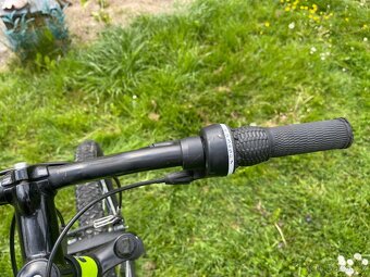 Horské kolo ROCKRIDER 100 st100 odpružené - 2