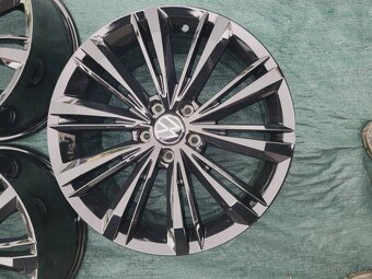 Alu disky Volkswagen Passat B8 R18 černé - 2