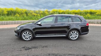 Golf VII 2,0 tdi 135kw DSG Alltrack - 2