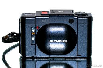 Olympus XA + blesk A16 - 2