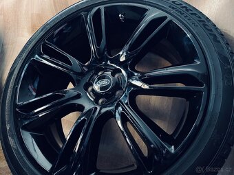 TOP zimní kola Range Rover Velar R22 originál - 2
