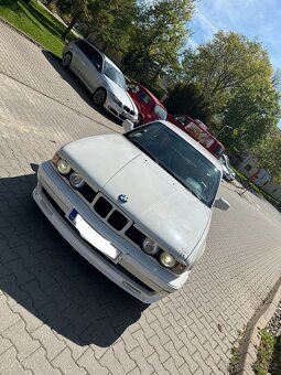 Bmw e34 525i - 2