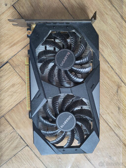 Gigabyte GTX1650 - 2