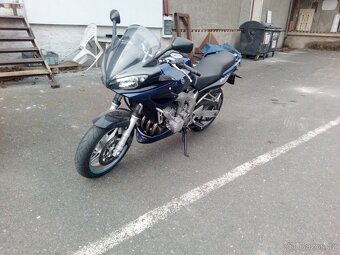Yamaha Fazer 600 - 2