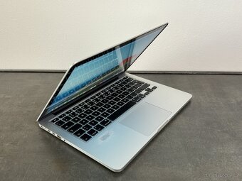 Macbook Pro 13" Retina 2015 128GB / 8GB / i5 - 2