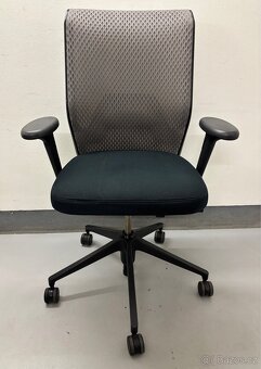 Kancelářská židle Vitra ID Mesh - 2