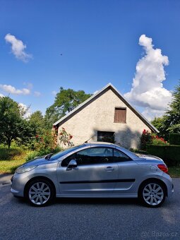 Peugeot 207CC - 2