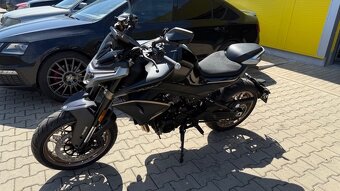 CF MOTO - 800NK Advanced Plus - zircon black EU 5 - TCS - 2