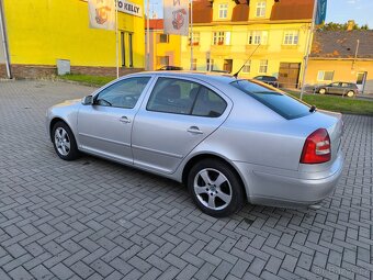 Škoda Octavia II 2.0 TDI Ambiente - 2
