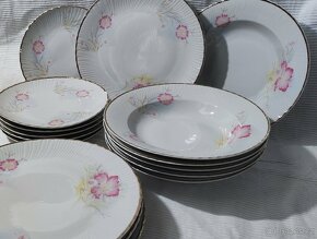Porcelánová sada talířů - 2