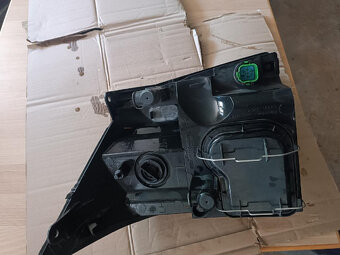 Přední světlomet Ford Tranzit 2006-203-levý - kompletní - 2