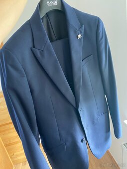 Bandi oblek - 2