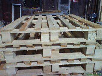 PALETY SCHÁNÍM ZA ODVOZ - 2