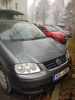 Prodám VOLKSWAGEN TOURAN 1.9 TDI R.V.2006 - 2
