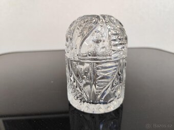 DÓZA Z BROUŠENÉHO SKLA - 2