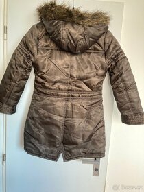 Kabát vel. 9-10 let - 2