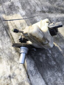 Brzdový válec Passat B6, B7 - 2