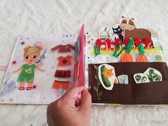 quiet book s panenkou - 2