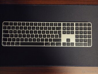 Apple Magic Keyboard s Touch ID CZ - černá (USB-C) - 2