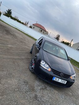 Volkswagen Golf V 1.9TDI - 2