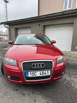 AUDI A3 1.6 i - 2