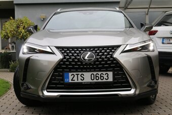 Lexus UX 250h 2.0 HEV, 1.Maj. - 2