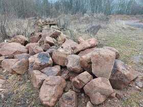 Kameny  okrasné do skalky pískovec - 2