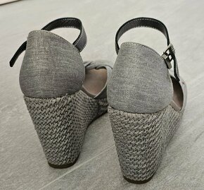 Dámské sandály na klínku Tommy Hilfiger - 2
