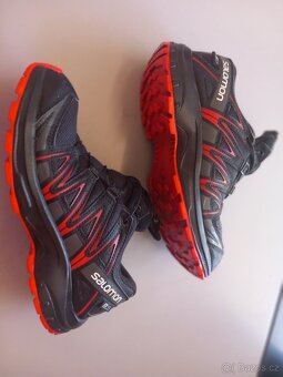 Detske boty Salomon cerno-cervene vel.35 - 2
