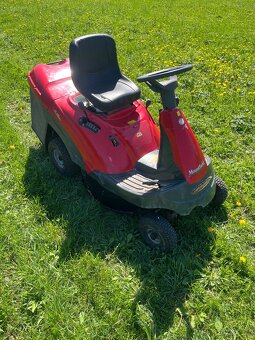 Zahradní traktůrek rider xf130 Castelgarden. - 2