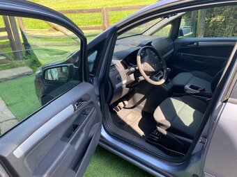 Opel Zafira B 1.8 benzín - 2