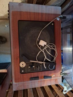Prodám Retro gramofon Tesla Synkopa1032A. - 2