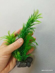 Krásná umělá rostlina do akvárka 15cm - 2