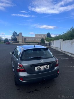 Honda Civic 7.gen 2004 - 2